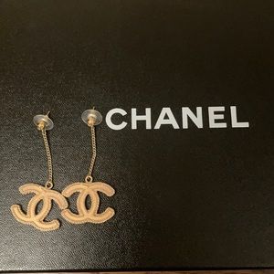 -Authentic Chanel drop earrings